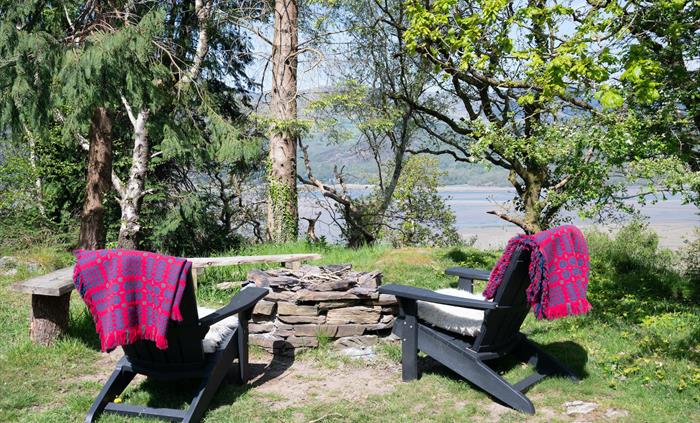 Large yurt outdoor chairs